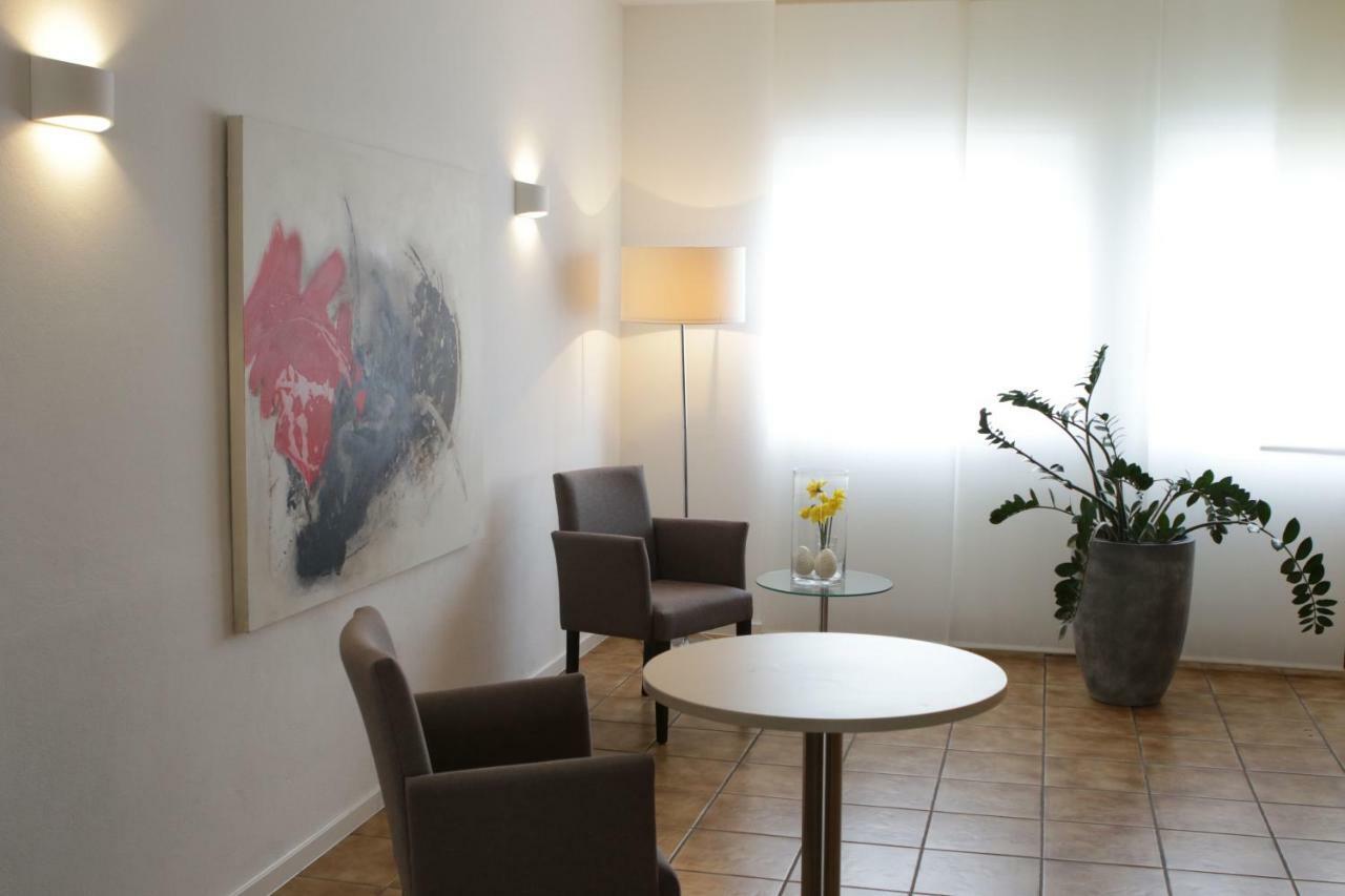 Hotel Baeren Gärtringen Esterno foto